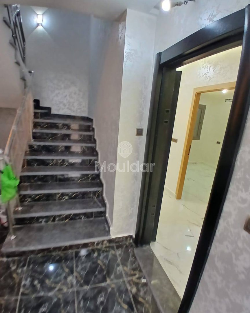 Oujda'da satılık: 2 geniş yatak odasına sahip şık bir daire - Photo 12