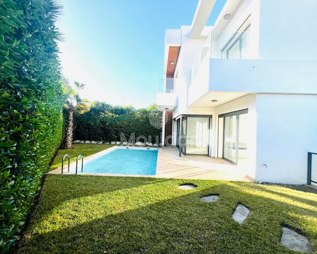 Aïn Diab'da Lüks Villa: 4 Yatak Odası, Havuz ve Bahçe - Photo 5