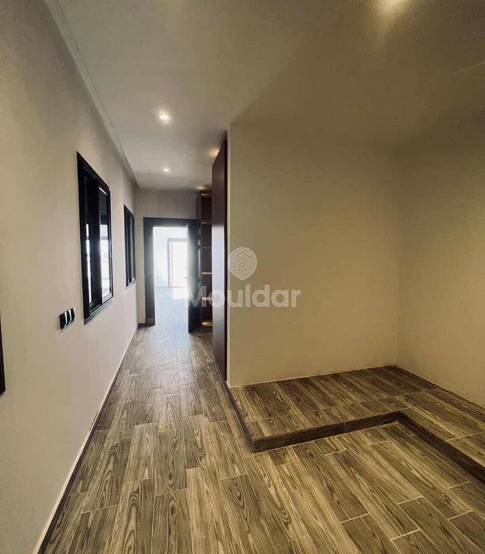 Luxury Villa in Marrakech: Pool, Garden, and Elegance - Photo 2