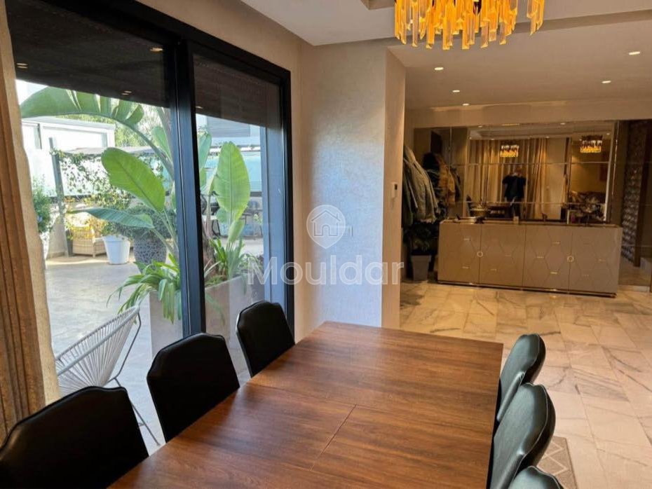 Superbe Duplex à Vendre à Bouskoura avec Terrasse Spacieuse - Photo 3