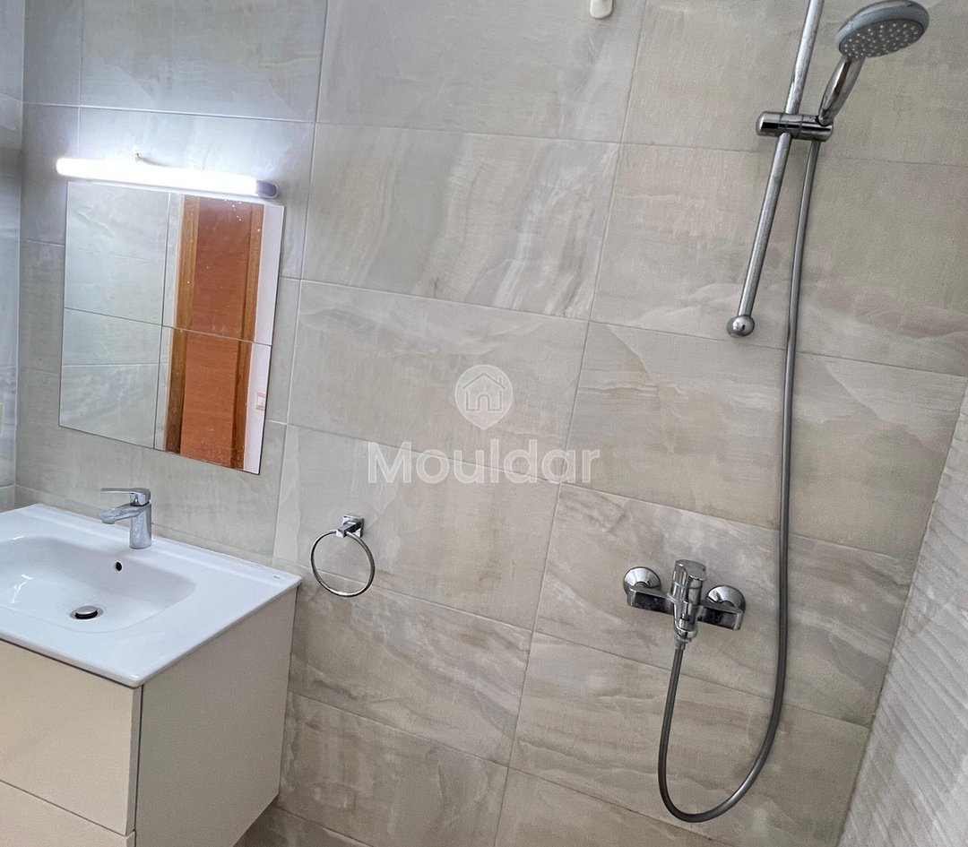 Appartement Spacieux à Dar Bouazza: 3 Chambres avec Terrasse - Photo 18