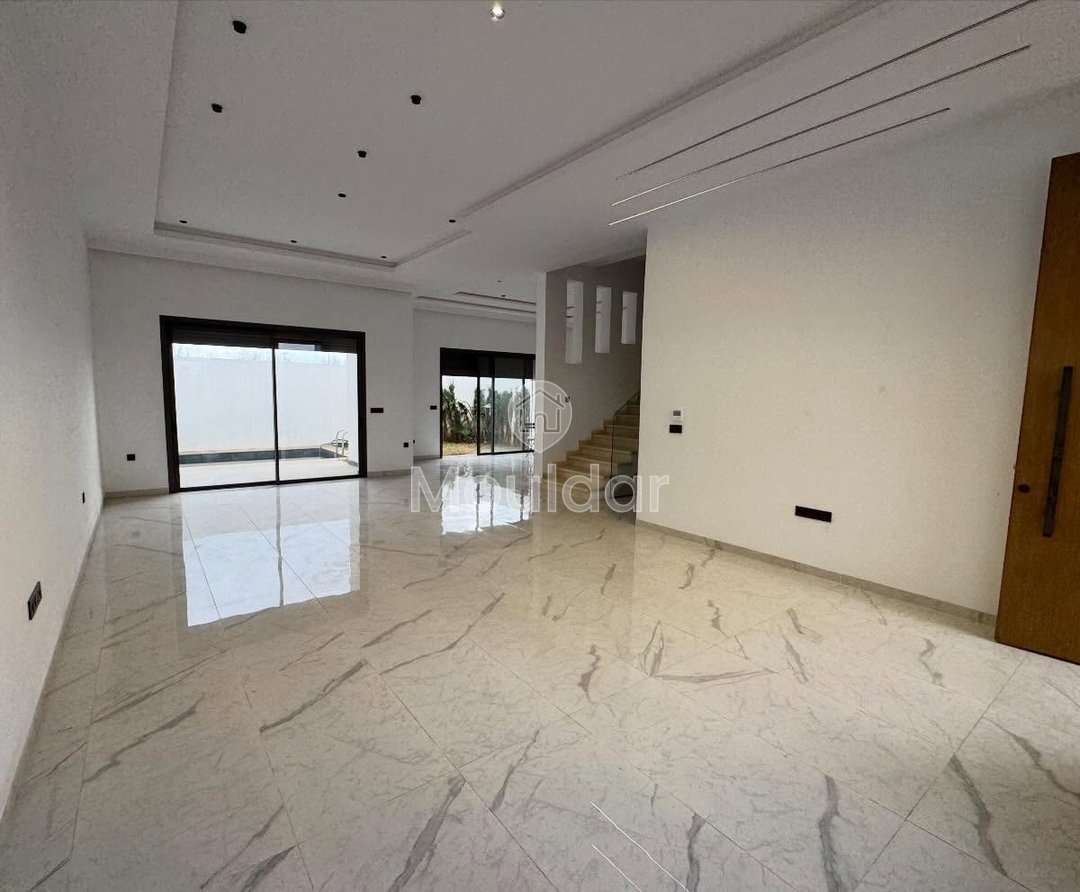 Przestronna Willa na Sprzedaż w Bouskoura: Luksus i Komfort - Photo 1