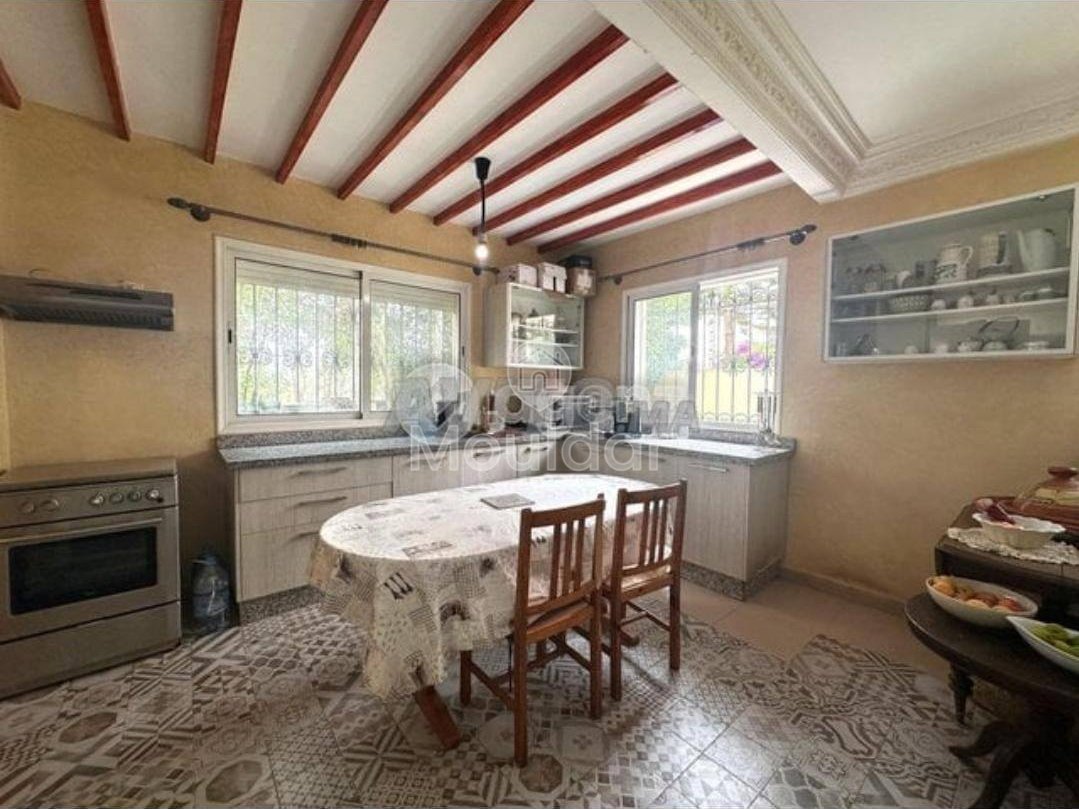 Villa da Sogno in Vendita a Benslimane con Piscina e Giardino - Photo 6