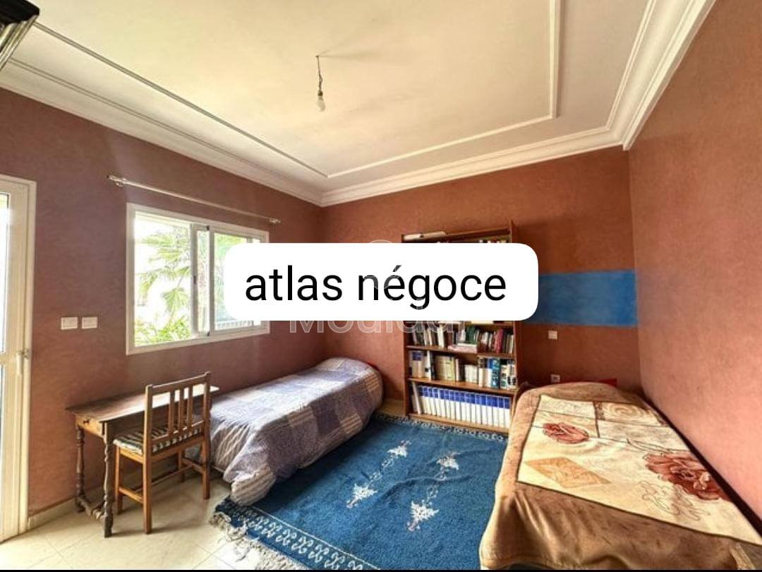 Villa da Sogno in Vendita a Benslimane con Piscina e Giardino - Photo 3