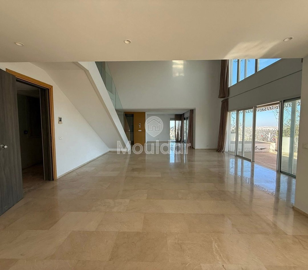 بنتهاوس رائع للإيجار في الدار البيضاء، 3 غرف نوم وأكثر - Photo 1