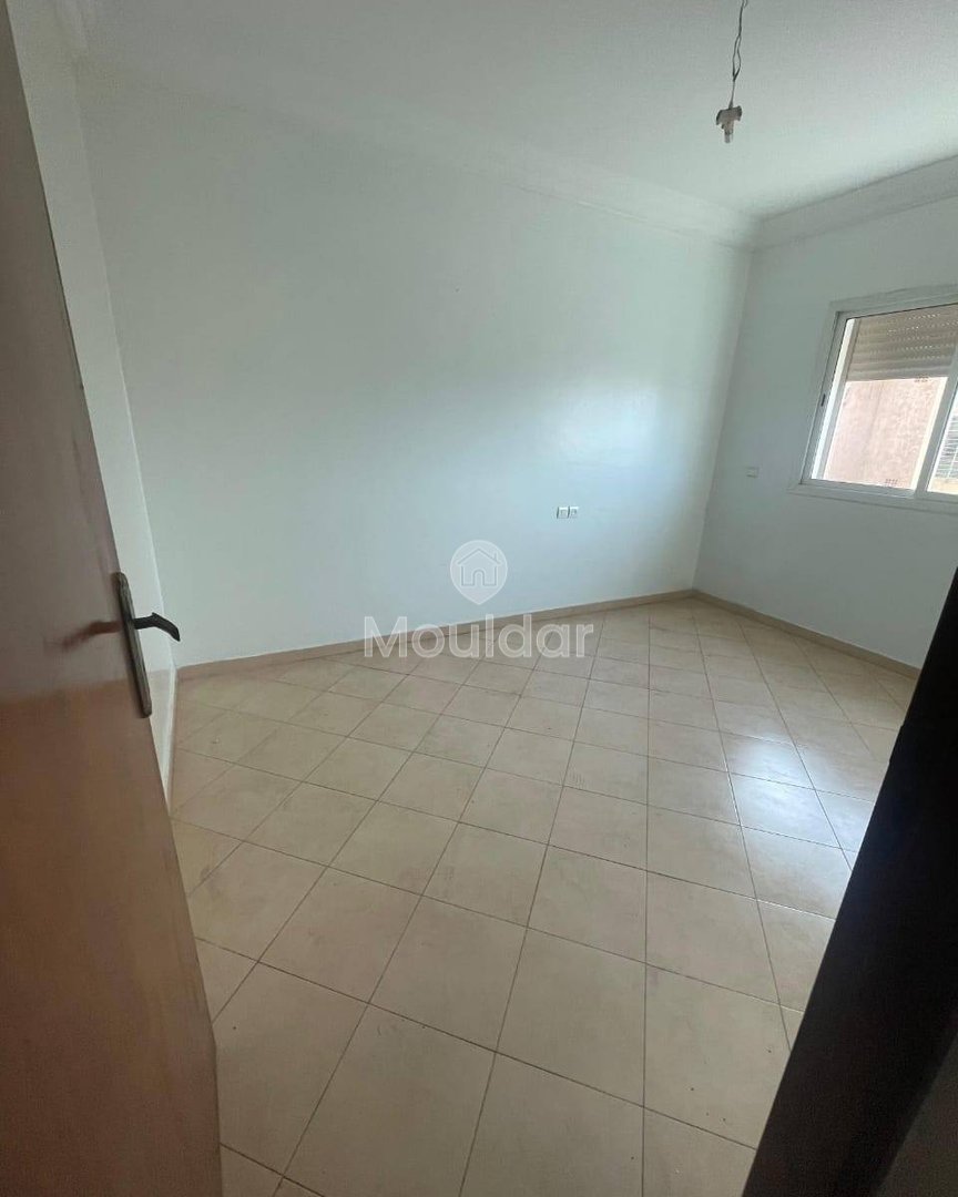 De Vânzare: Apartament Fermecător cu 3 Camere în Mohammedia - Photo 1