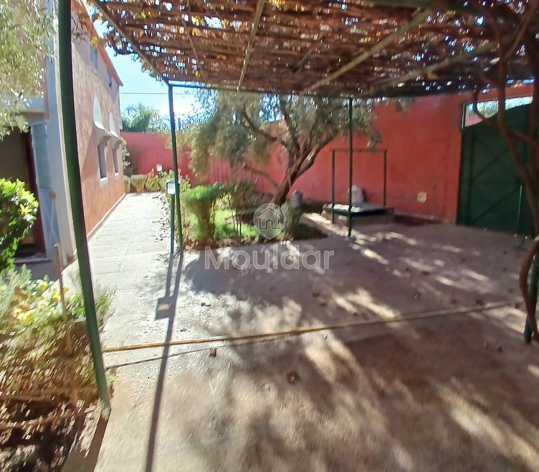 Dream Villa in Marrakech: Pool, Garden, and Luxury Terrace - Photo 2