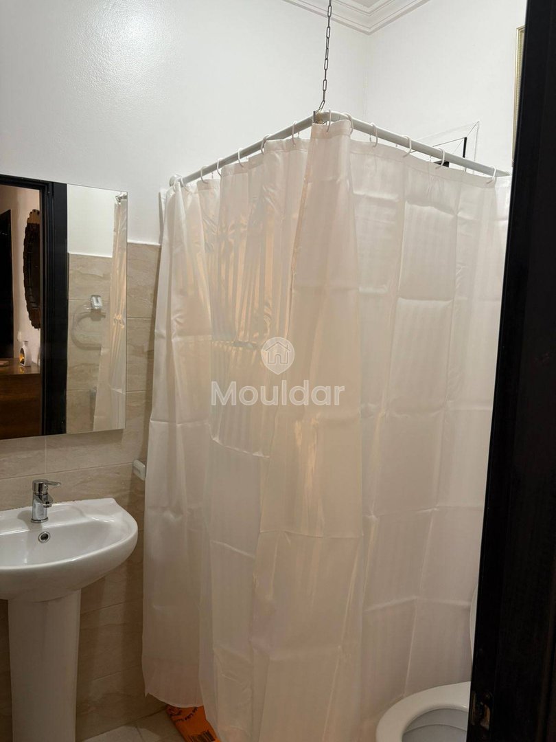 Escape to Tangier: 2-Bedroom Apartment with Equipped Kitchen - Photo 11