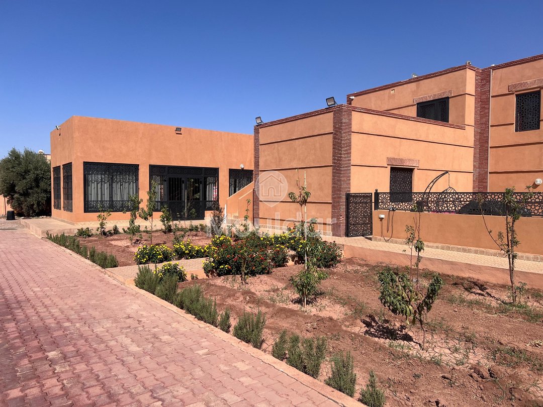 Luxusvilla in Marrakesch verkaufen: 10.000 m² Paradies - Photo 1