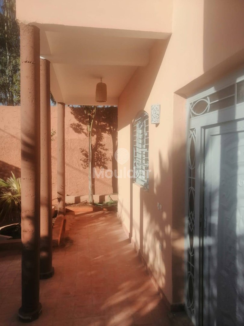 Casa in Affitto a Marrakech: 3 Camere con Giardino e Garage - Photo 2