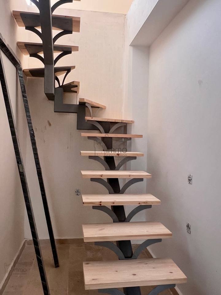 Appartement Spacieux à Argana : Terrasse Privée - Photo 3