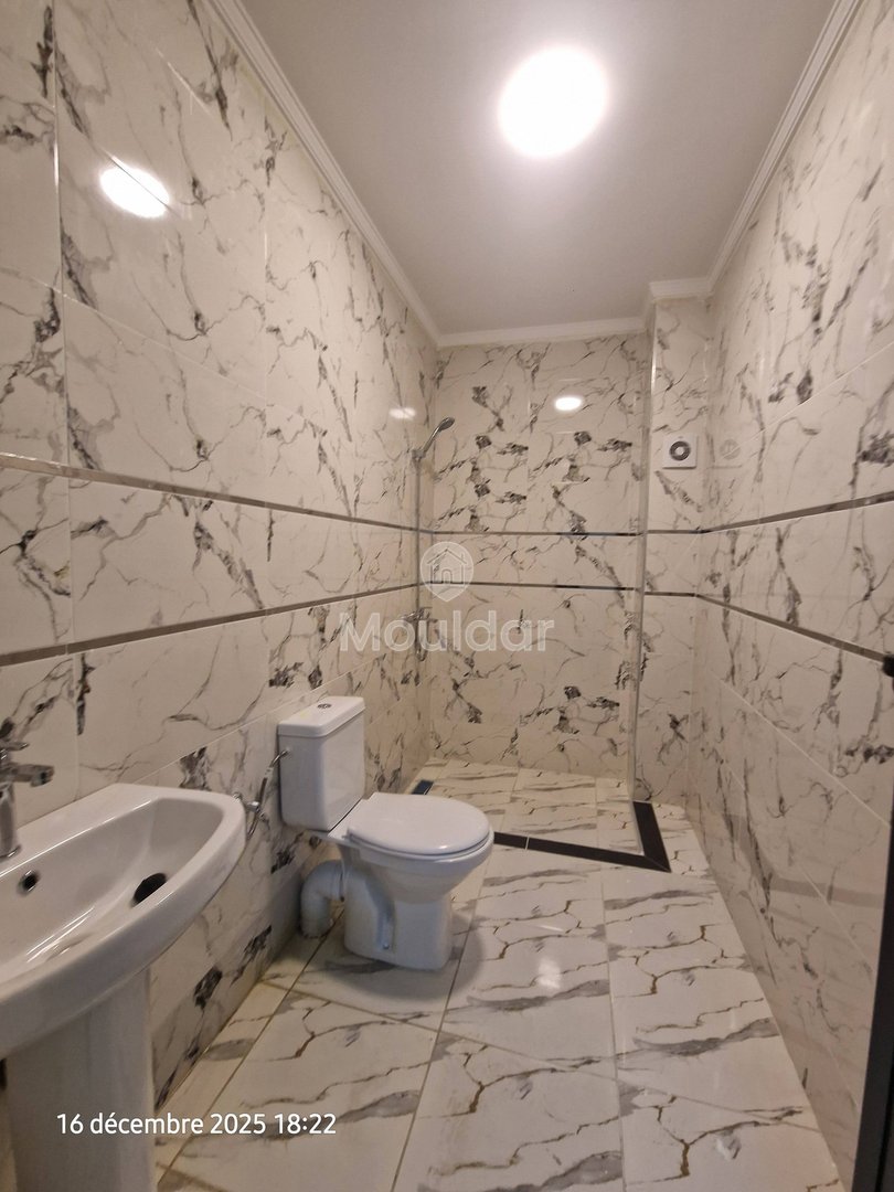 2-bedroom apartment in Ksar el-Kebir with balcony for sale - Photo 14