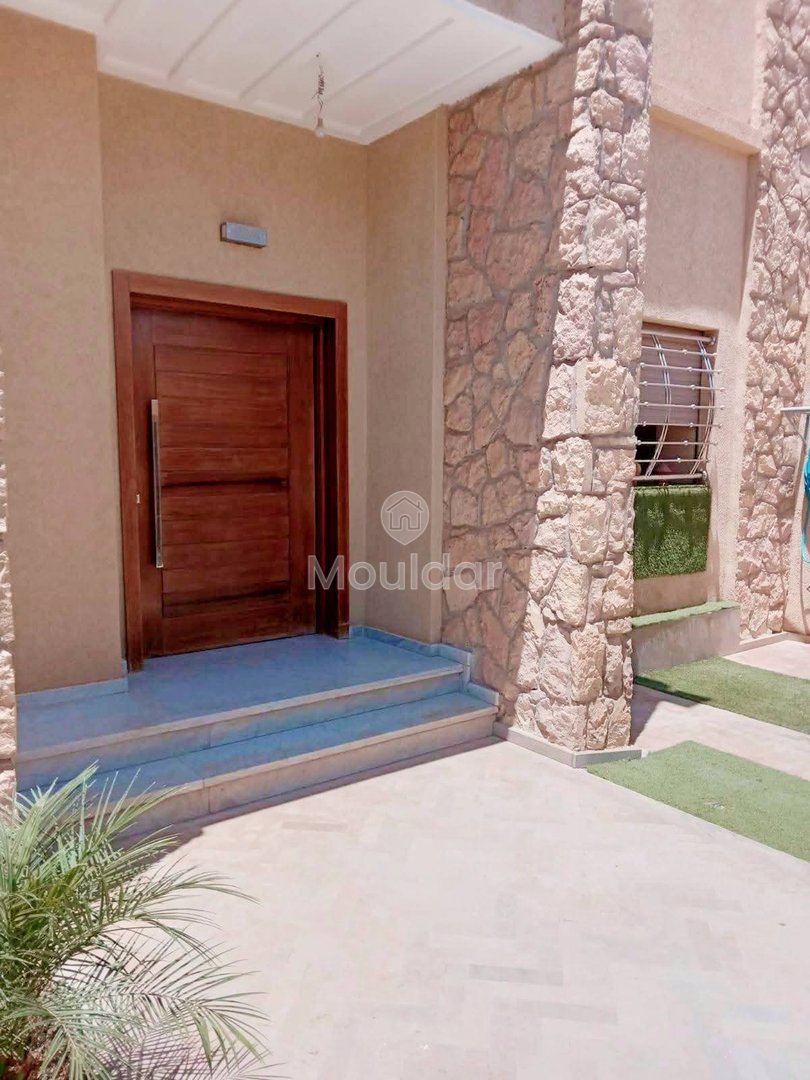 Villa Élégante à Marrakech : 4 Chambres, Piscine et Jardin - Photo 8