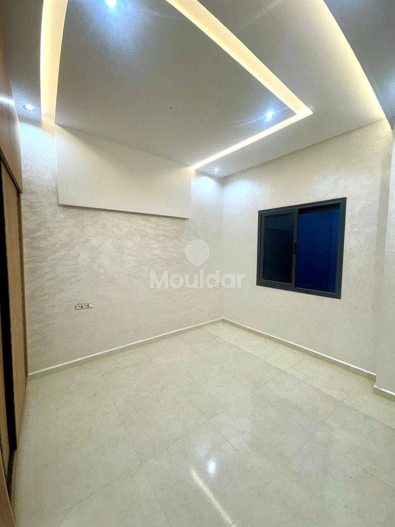 Appartamento in Vendita a Fès: 2 Camere con Cucina Attrezzata - Photo 4