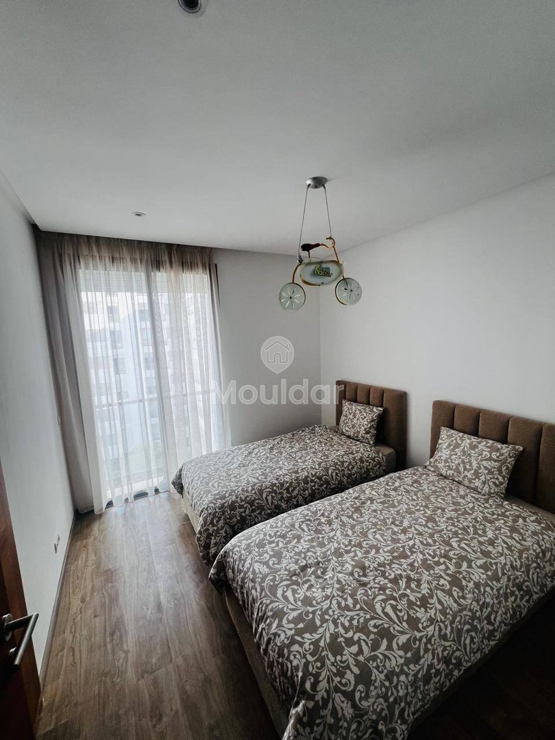 Moderne appartement te huur in Dar Bouazza met zwembad en terras - Photo 4