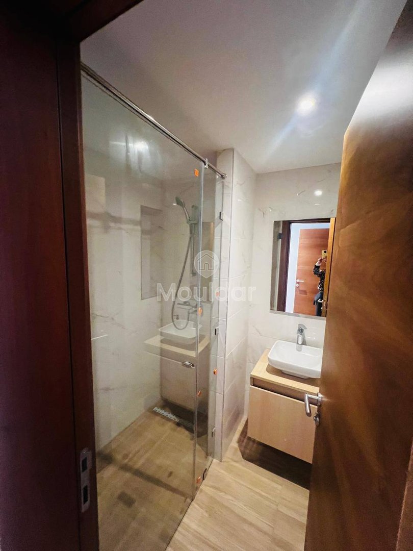 Moderne appartement te huur in Dar Bouazza met zwembad en terras - Photo 6