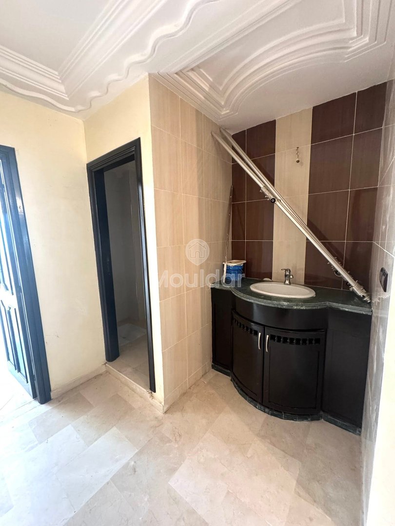 Satılık: Balkonlu ve asansörlü geniş daire Fes'te - Photo 14