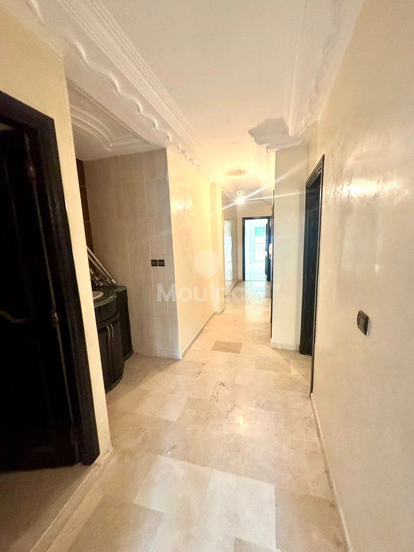 Satılık: Balkonlu ve asansörlü geniş daire Fes'te - Photo 12