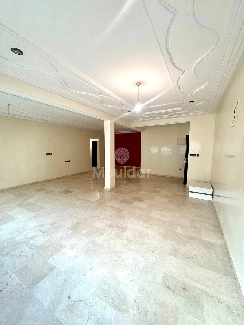 Satılık: Balkonlu ve asansörlü geniş daire Fes'te - Photo 3