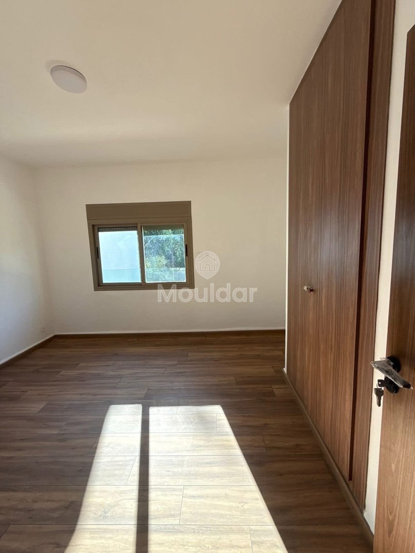 Haus zu vermieten: Elegante Immobilie in Casablanca mit Garten und Garage - Photo 5