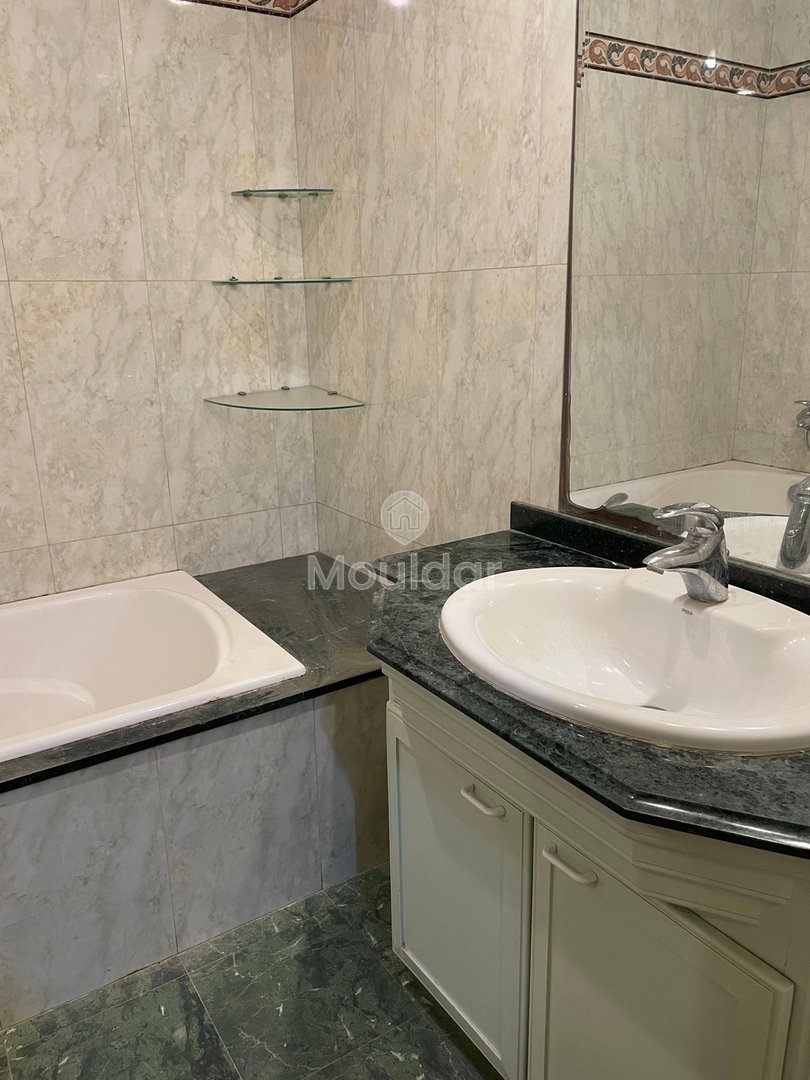 Casablanca, El Manar'da Kiralık 2 Yatak Odalı Güzel Daire - Photo 7