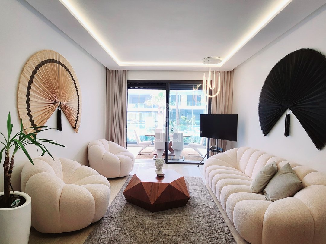 Gemeubuleerd Appartement Te Huur in Dar Bouazza met Balkon - Photo 1