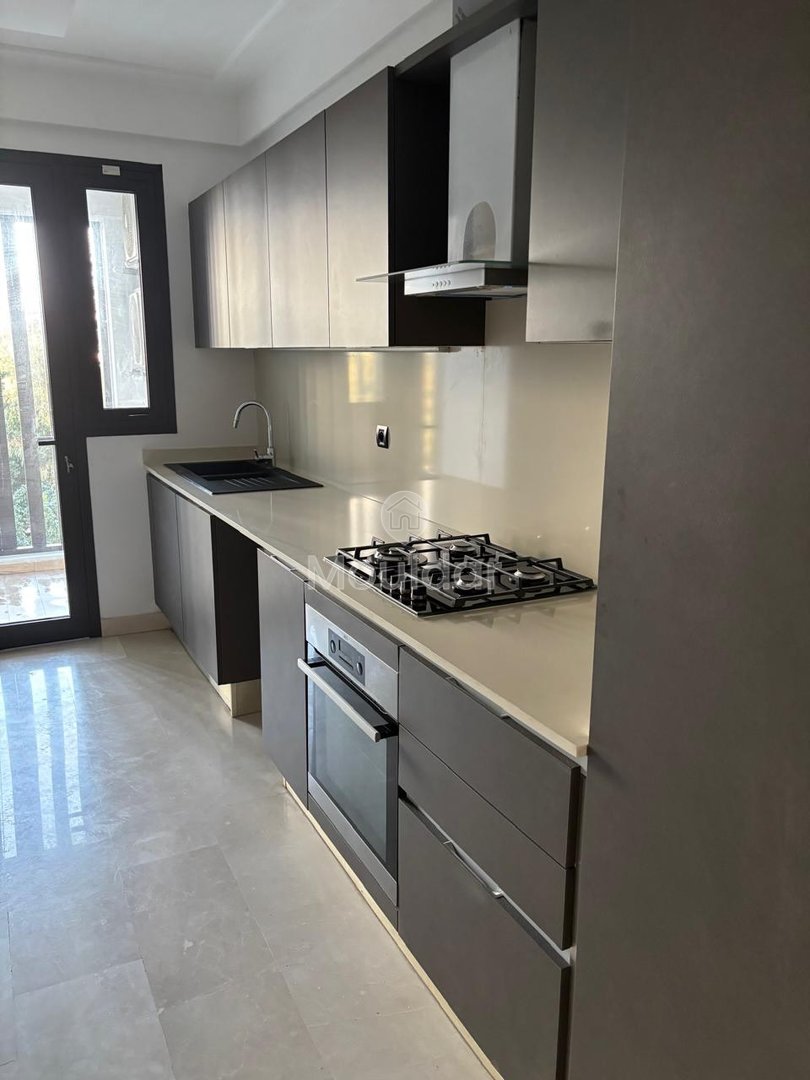 شقة رائعة مكونة من غرفتي نوم للإيجار في مدينة المالية بالدار البيضاء - Photo 6