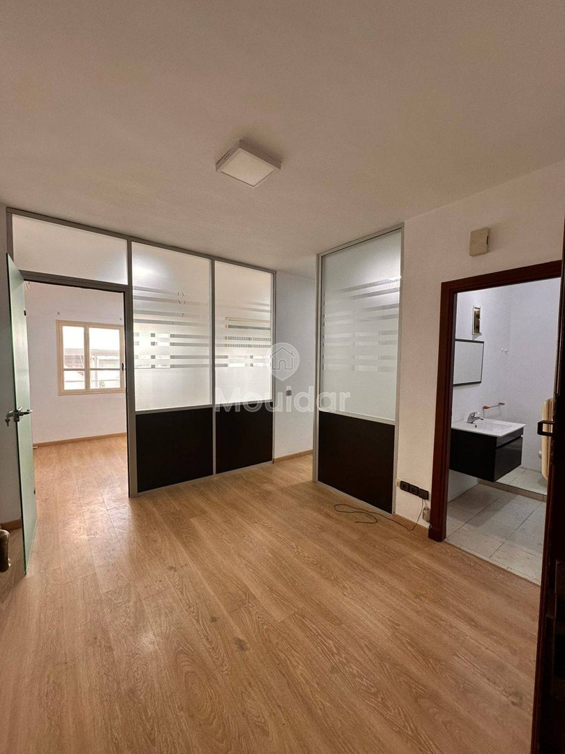 Biuro do wynajęcia: Nowoczesna przestrzeń w Casablance z balkonem - Photo 4