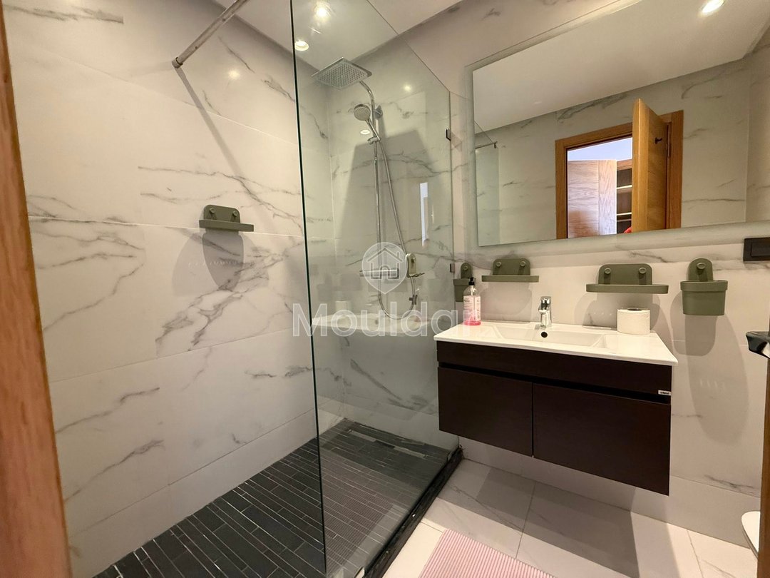 À Louer : Appartement Meublé, 3 Chambres, Balcon à Casablanca - Photo 11