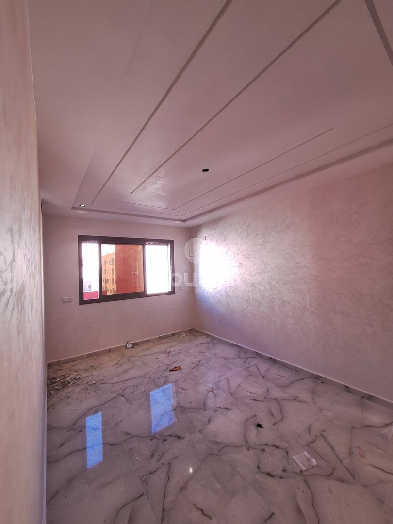 Υπέροχο Διαμέρισμα στη Μαρτίλ: 3 Υπνοδωμάτια και Μπαλκόνι - Photo 2