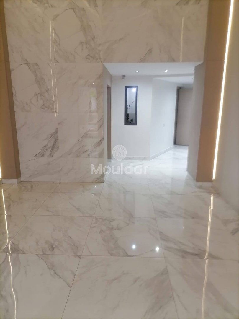 Exceptional Apartment 5th Floor in Casablanca - Racine - Photo 1