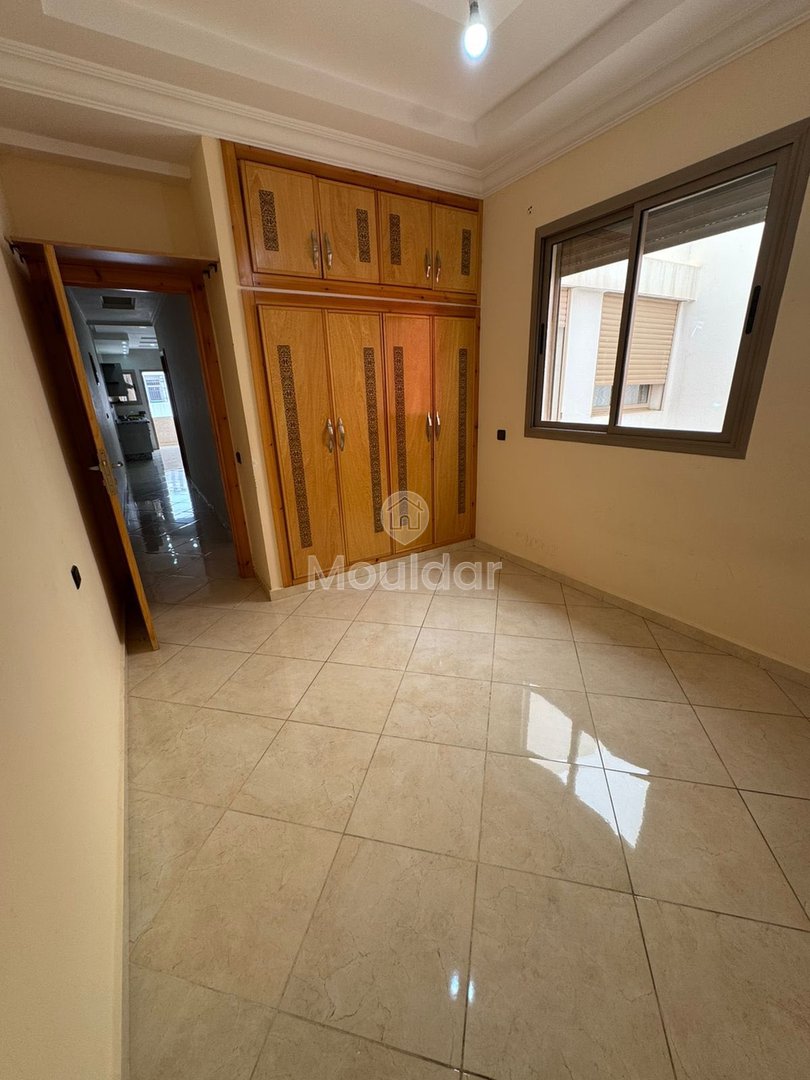 Appartement à Louer : 2 Chambres avec Balcon à Agadir - Photo 4