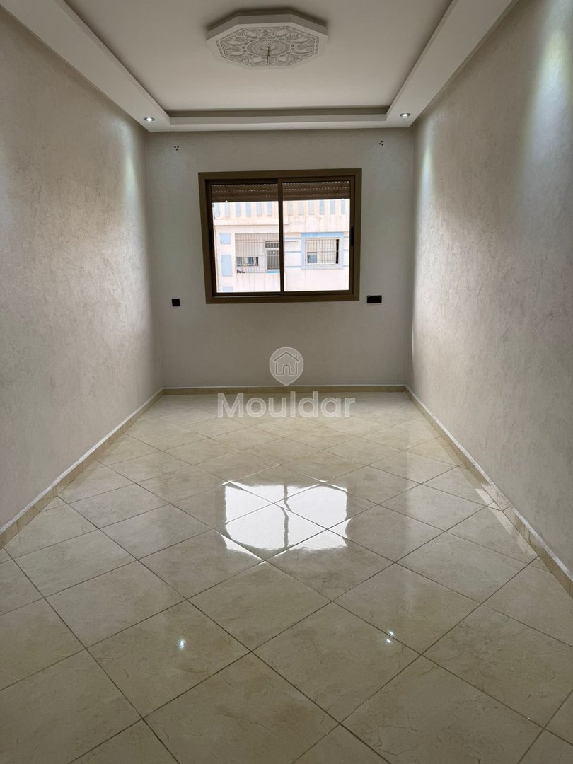 Appartement à Louer : 2 Chambres avec Balcon à Agadir - Photo 1