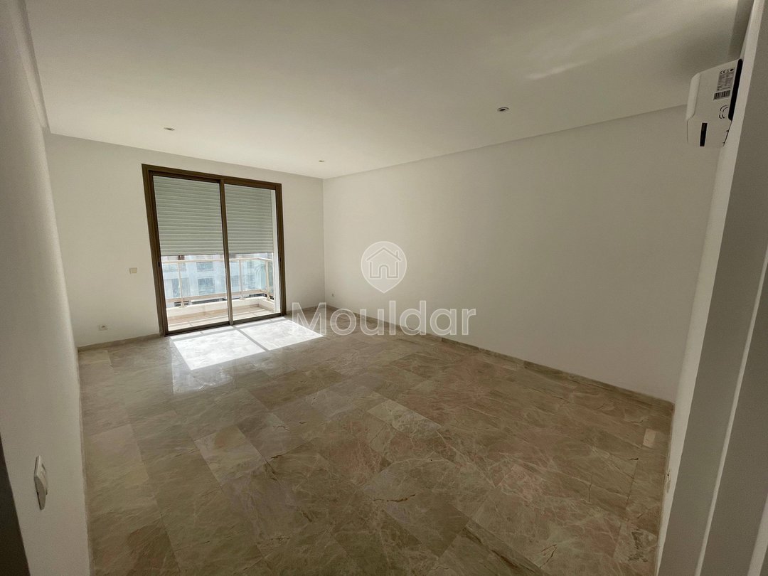 2-Zimmer-Wohnung zu vermieten mit Schwimmbad in Aïn Diab - Photo 1