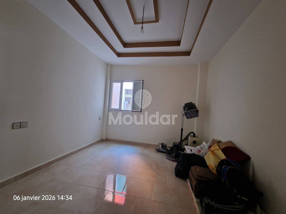 Charmant Appartement 2 Chambres avec Balcon à Ksar el-Kebir - Photo 6