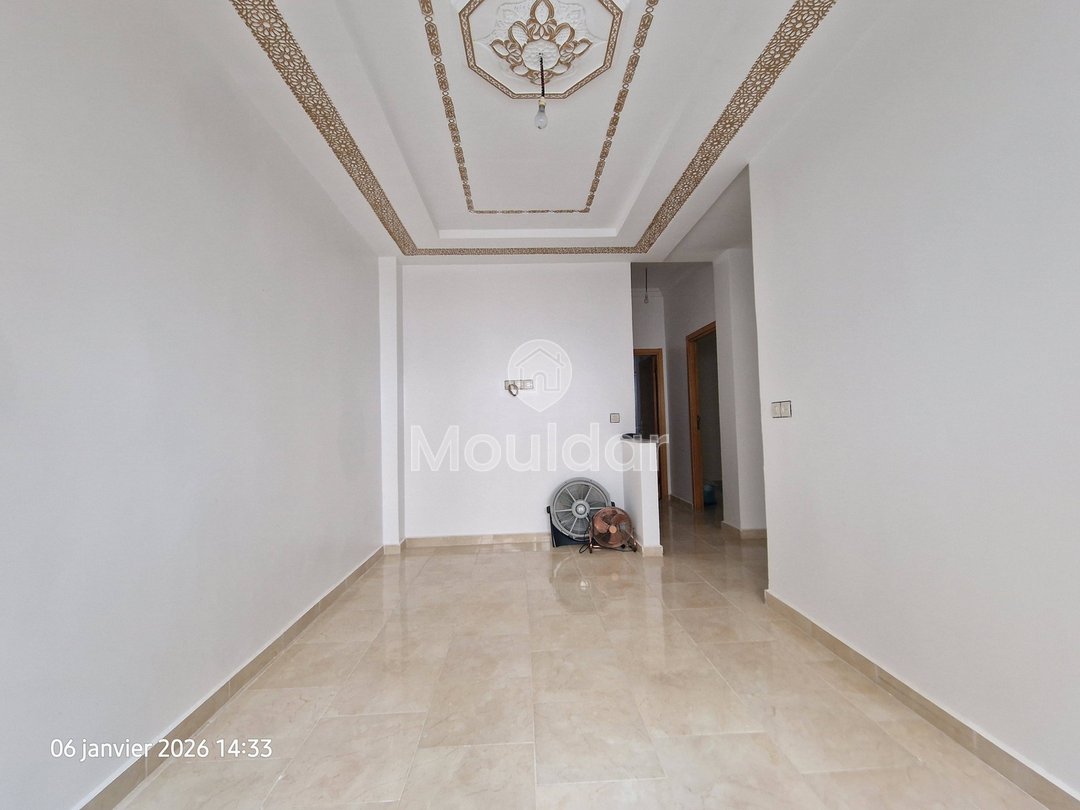 Charmant Appartement 2 Chambres avec Balcon à Ksar el-Kebir - Photo 1