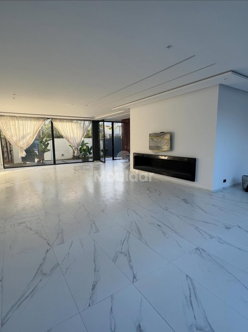 Βίλα Λάξου στην Αίν Ντιαμπ: 3 Υπνοδωμάτια με Πισίνα - Photo 1