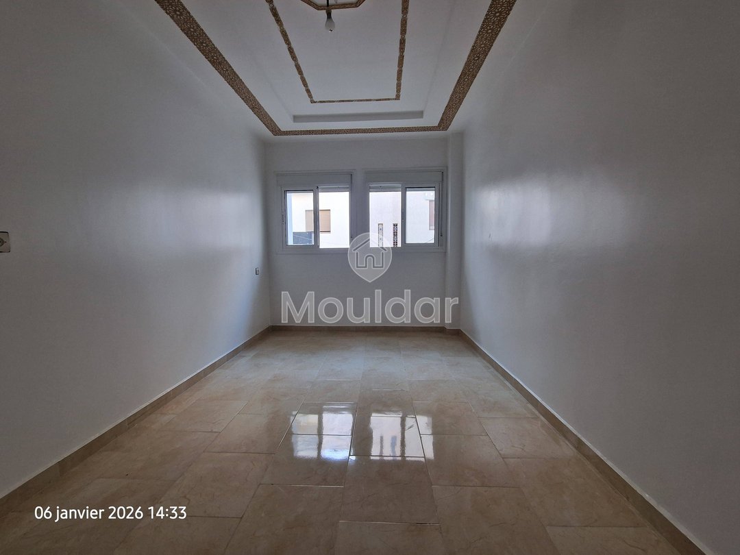 Charmant Appartement 2 Chambres avec Balcon à Ksar el-Kebir - Photo 11