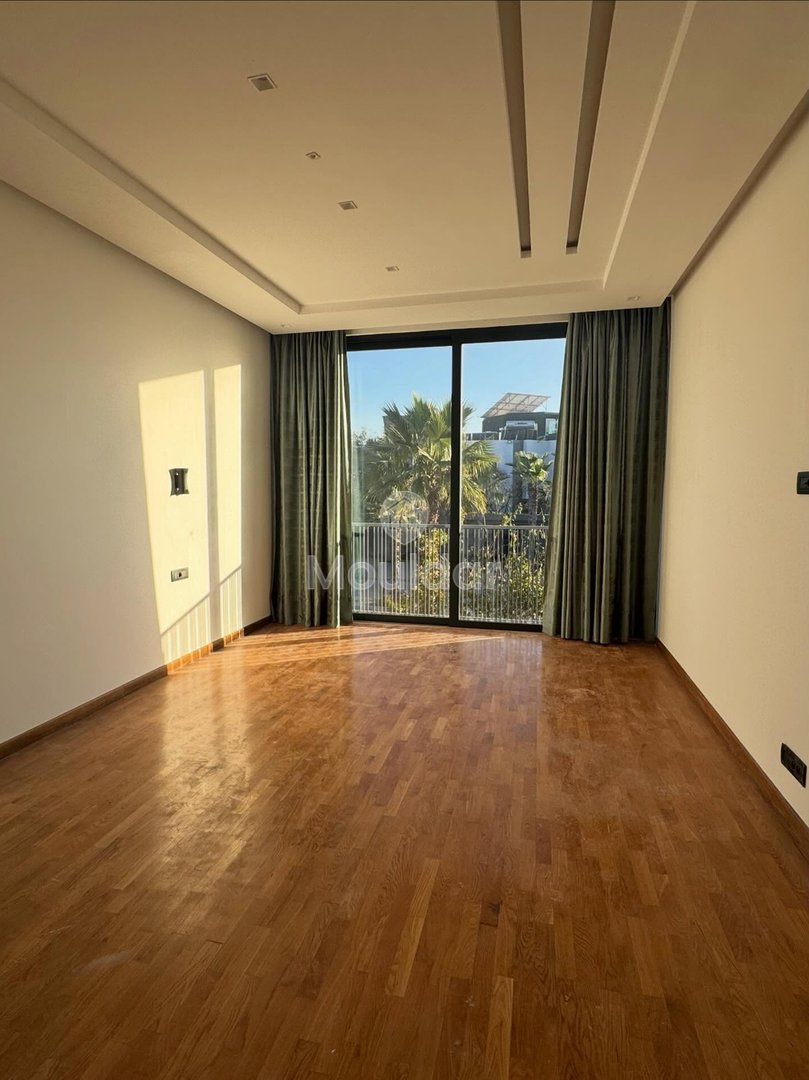 Βίλα Λάξου στην Αίν Ντιαμπ: 3 Υπνοδωμάτια με Πισίνα - Photo 4