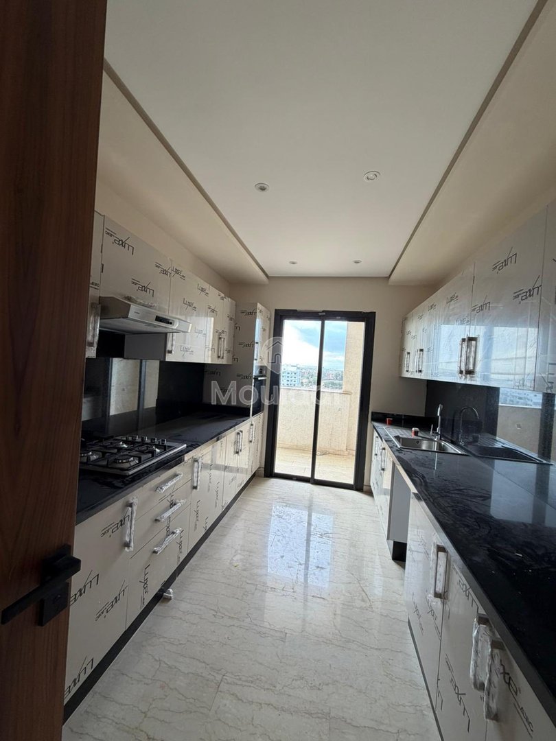 Casablanca Kaliforniya'da Kiralık 2 Oda 1 Salonlu Şirin Daire - Photo 4