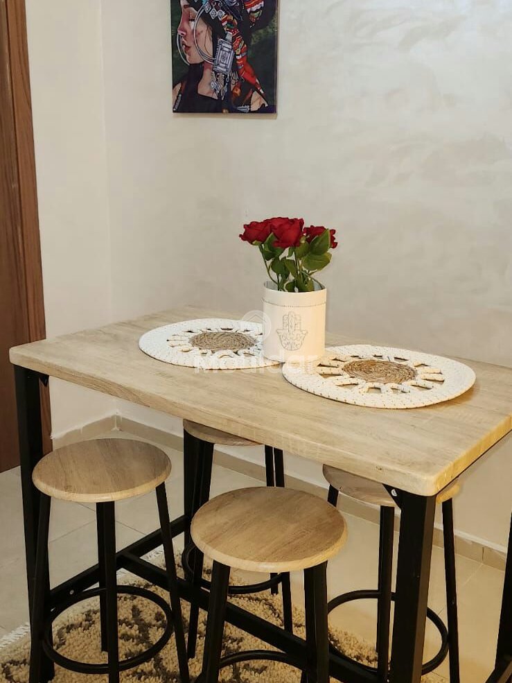 Appartamento in Affitto: 2 Camere con Parcheggio a Casablanca - Photo 5