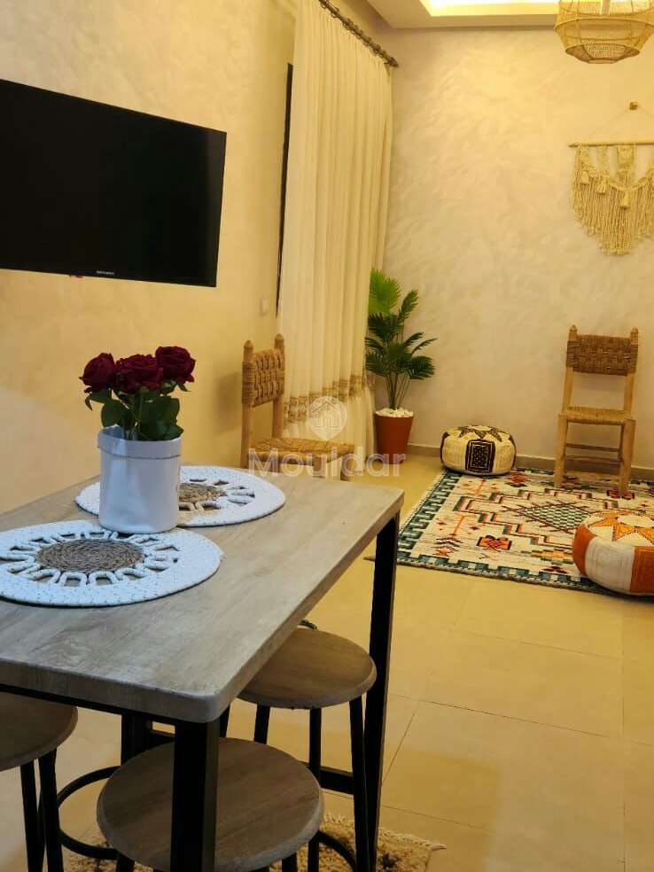 Appartamento in Affitto: 2 Camere con Parcheggio a Casablanca - Photo 1