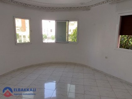 Office for Rent in the Heart of Tangier - 50 m² Ready! - Photo 1