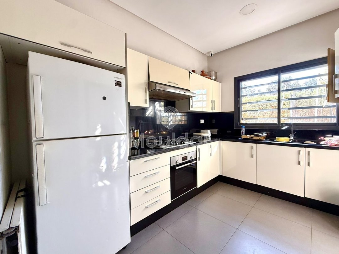 Πολυτελές Διαμέρισμα στο Καζαμπλάνκα: Χώρος, Άνεση και Μοντερνισμός - Photo 9