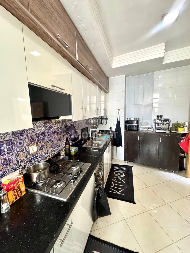 De Vânzare: Apartament Spațios cu 3 Camere în Fès cu Balcon - Photo 20