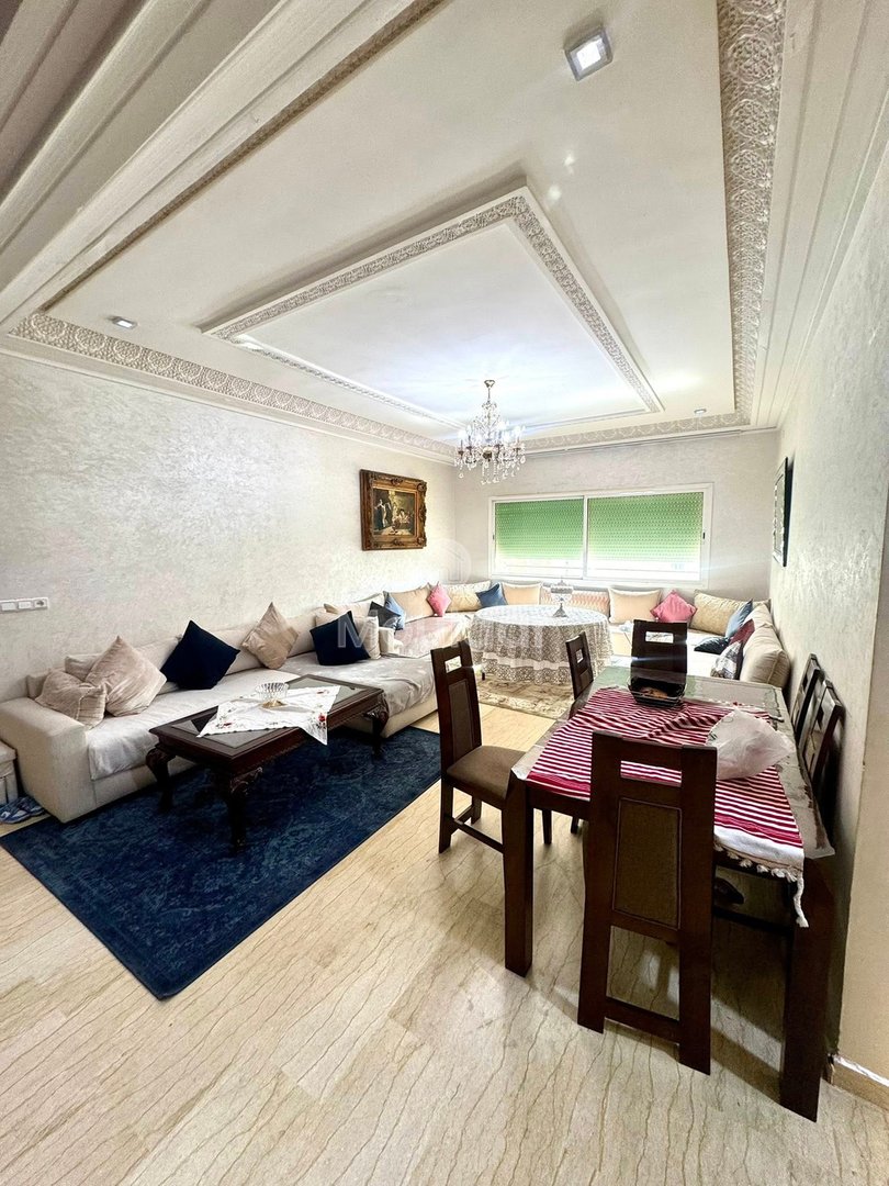 De Vânzare: Apartament Spațios cu 3 Camere în Fès cu Balcon - Photo 3