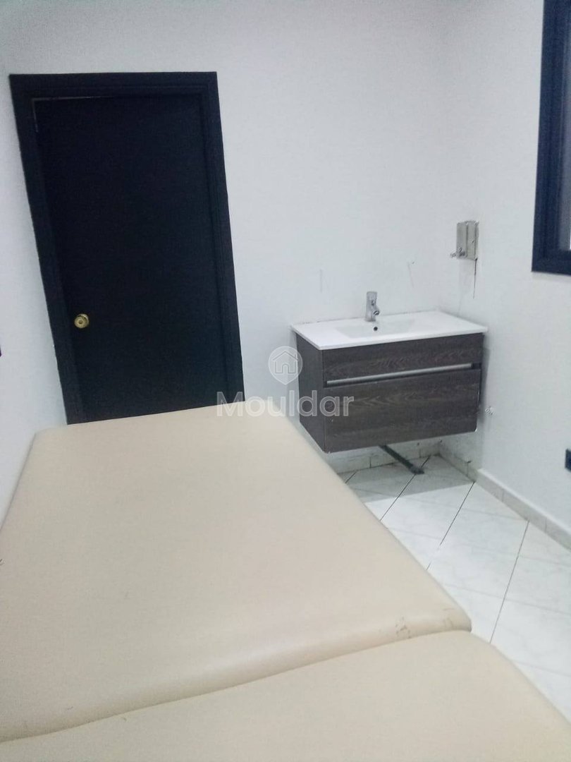 Kasa blası'nda - Altın Üçgen'de Olağanüstü Ofis Kiralama - Photo 16