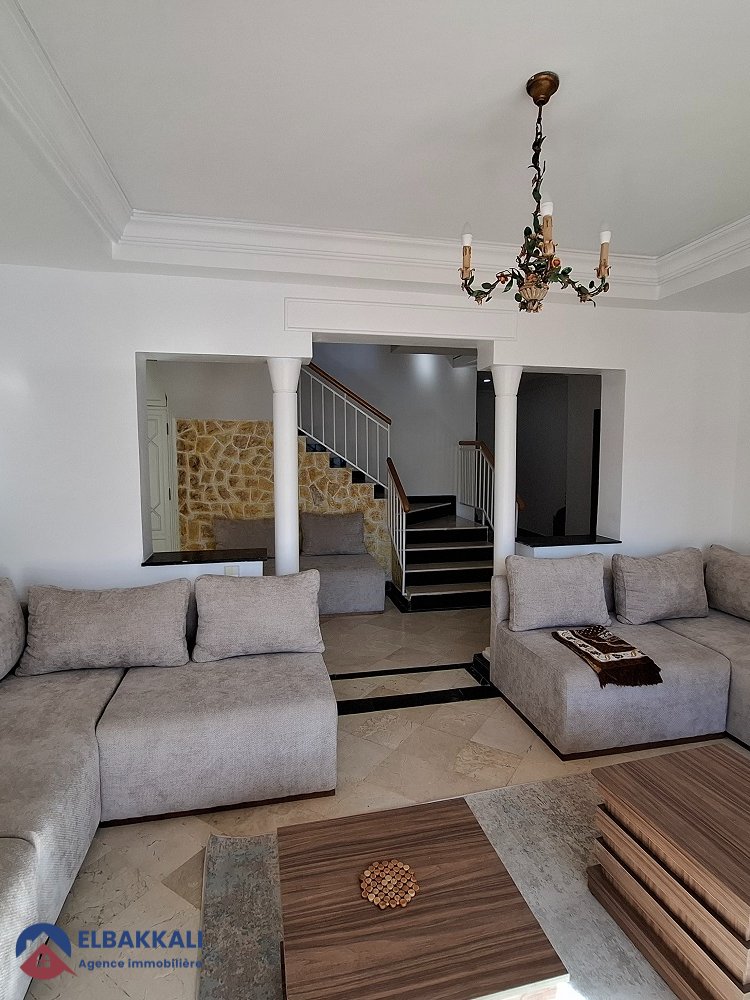 شقة دوبلكس مفروشة للإيجار في طنجة مالabata - Photo 4