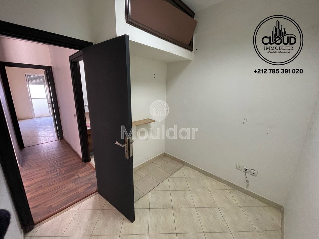 مكتب للإيجار في الدار البيضاء - بورغون مع موقف سيارات مشمول - Photo 5