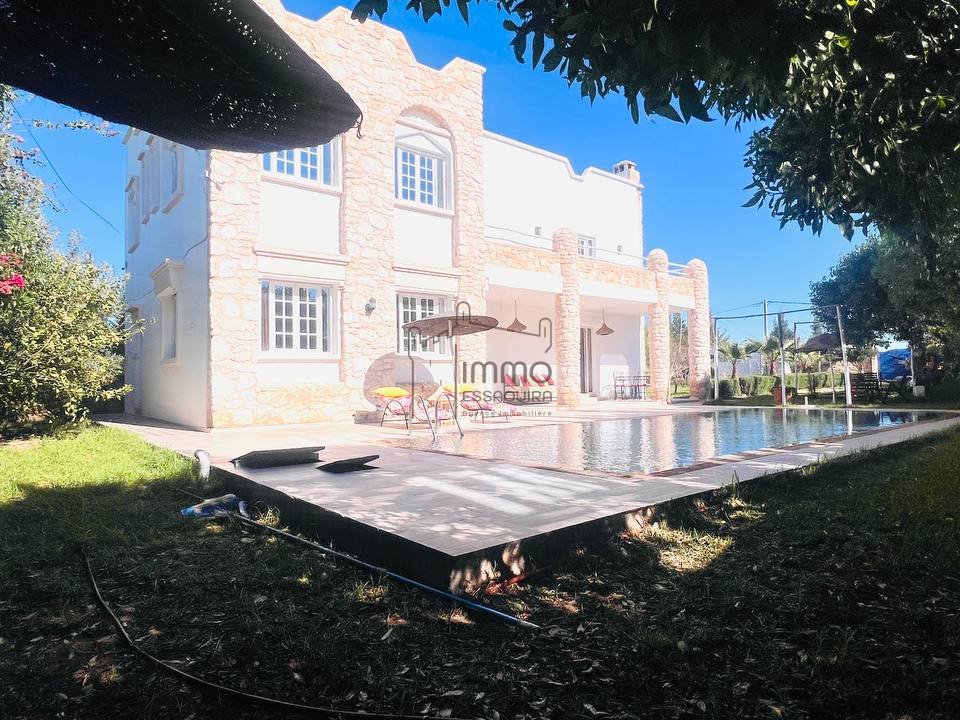 Villa Luxe à Essaouira : 3 Chambres, Piscine et Vue Mer - Photo 1